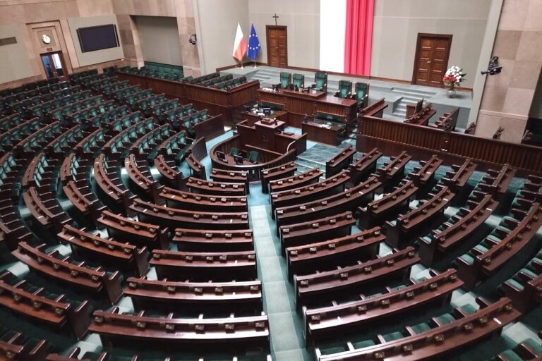 الطريق إلى التميز نادراً ما يكون مزدحماً.