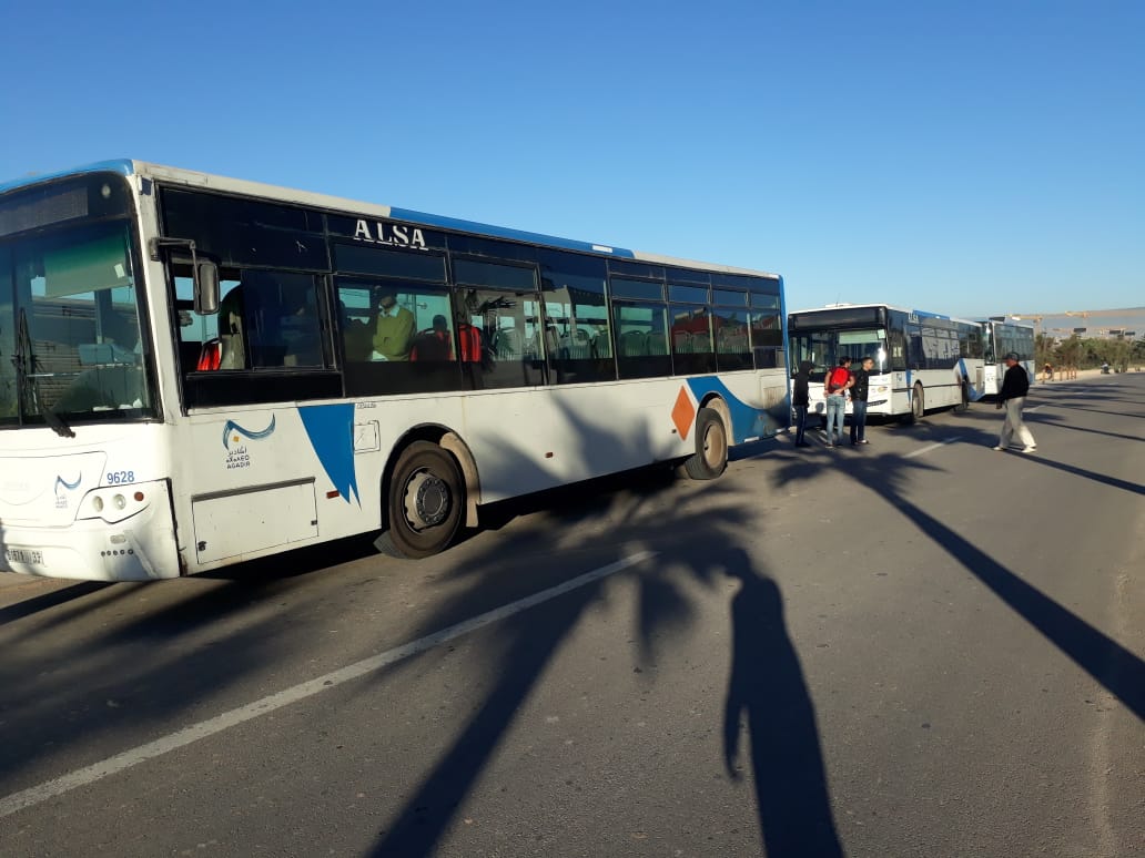 تداعيات شغب مباراة شباب هوارة وأمل تزنيت مستمرة.. مواطنون من “هوارة” يشتكون من تصرفات غير مقبولة