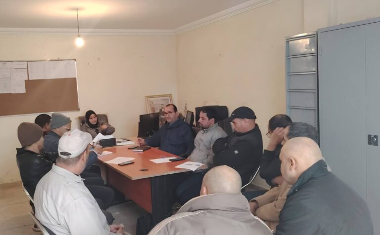 تفاعلا مع النشرة الحمراء.. نادية بوهدود تترأس اجتماعا طارئا لمواجهة مخاطر التقلبات الجوية المرتقبة (صور)