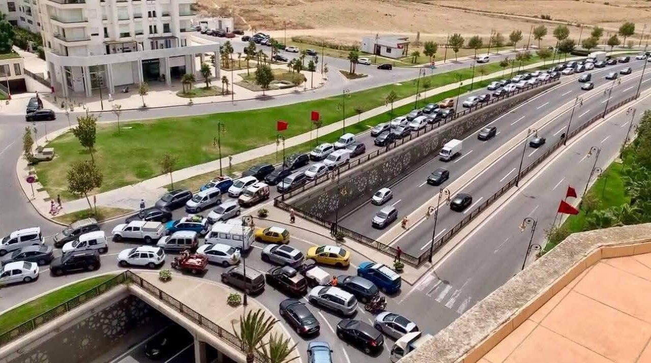 نحو طرق أكثر أماناً.. المغرب يجدد مقاربته للسلامة الطرقية في عصر التنقل الذكي