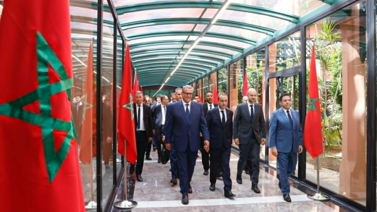 أخنوش يجدد تثمين موقف فرنسا الداعم للوحدة الترابية للمغرب ولسيادته على صحرائه