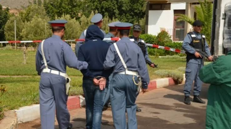 ضربة جديدة لدرك بيوكرى.. توقيف 3 أشخاص وحجز مخدرات وأسلحة بيضاء