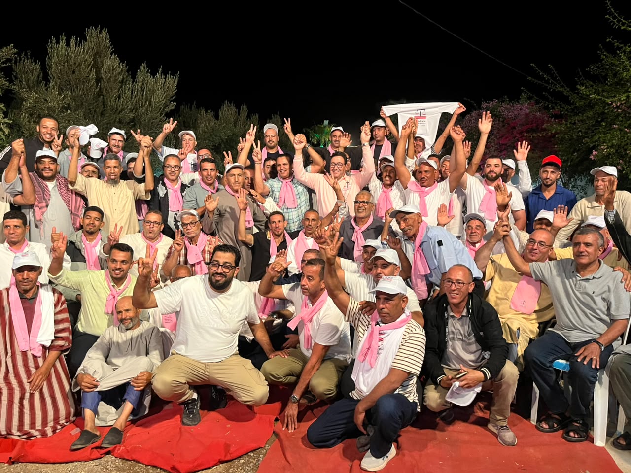 الكفيفات تتحرك على إيقاع الاستقلال.. ممثلو دواوير يعلنون دعمهم للشايب وقيوح يواصل توسيع حضوره