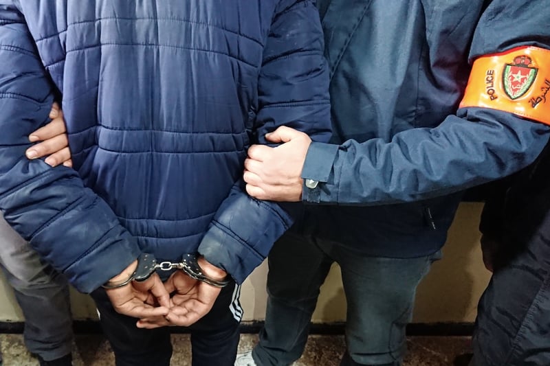 المحمدية.. توقيف جزائري يحمل الجنسية الفرنسية مطلوب دولياً في قضية مخدرات